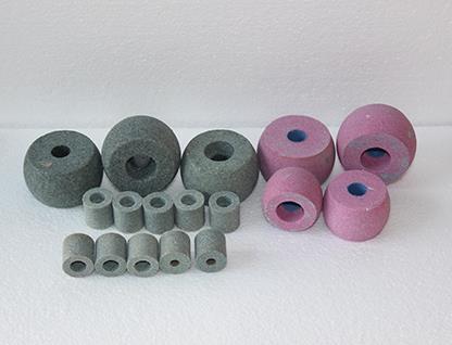 磨塑料過(guò)程中應(yīng)選擇哪種磨料？這些選擇對(duì)塑料加工有什么影響？